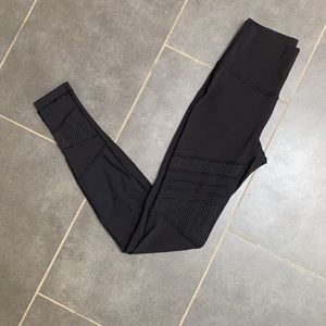 lululemon leggings with Mesh Detail on Legs